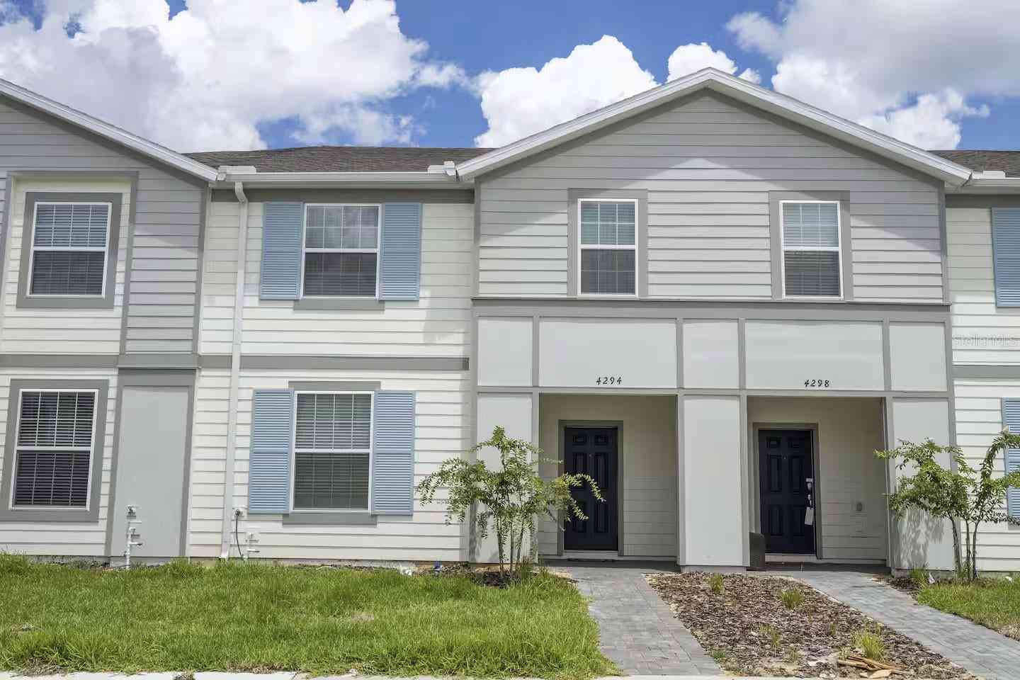 Townhouse For Sale - 4294 Lana Avenue<br/> DAVENPORT, FL 33897
