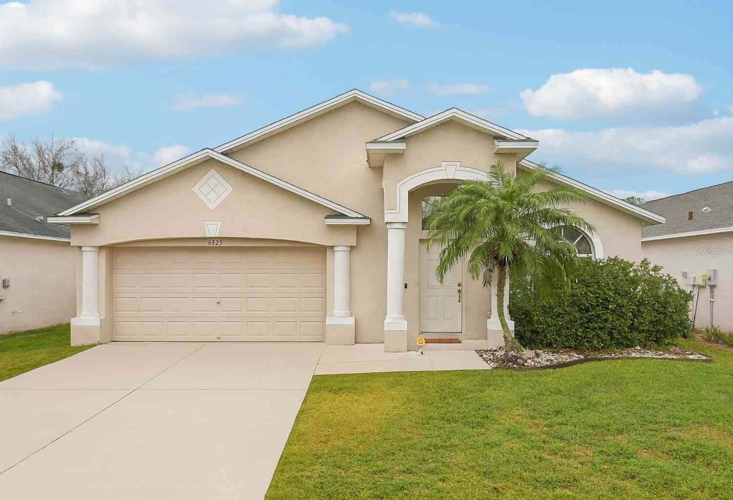 Condo For Sale - 6325 Chapel Pines Boulevard<br/> Wesley Chapel, FL 33545