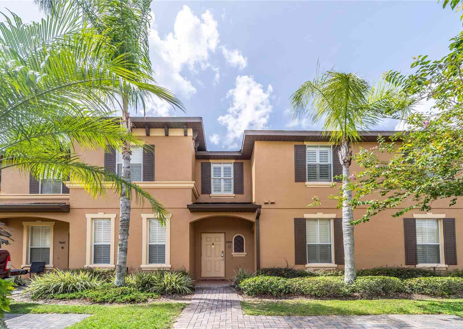 Townhouse For Sale - 3632 Calabria Avenue<br/> DAVENPORT, FL 33897