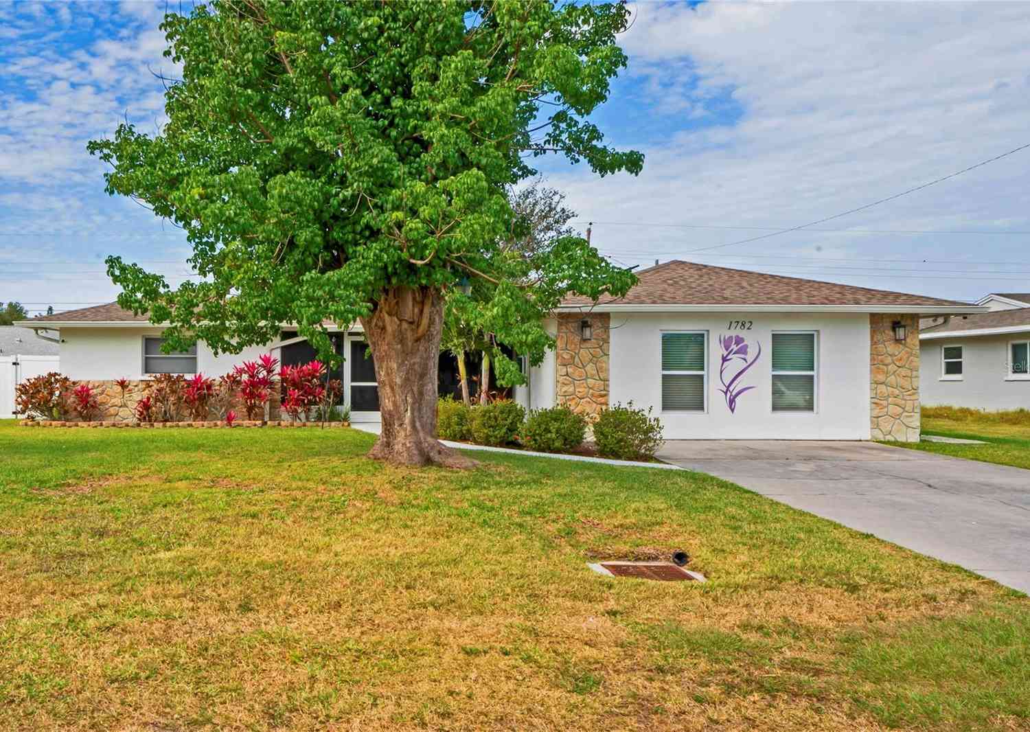 Homes For Sale - 1782 Coconut Drive<br/> VENICE, FL 34293