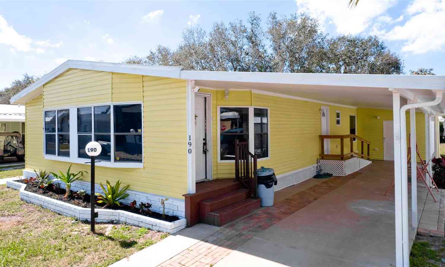 Mobile Home For Sale - 5707 45th Street #190<br/> BRADENTON, FL 34203