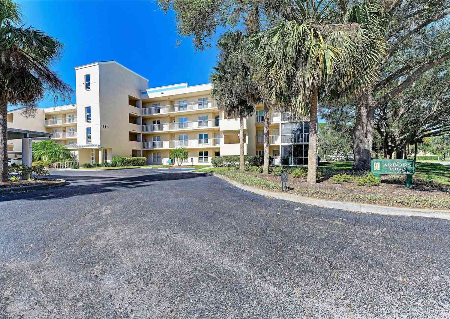 Condo For Sale - 3980 Ironwood Circle #206<br/> BRADENTON, FL 34209