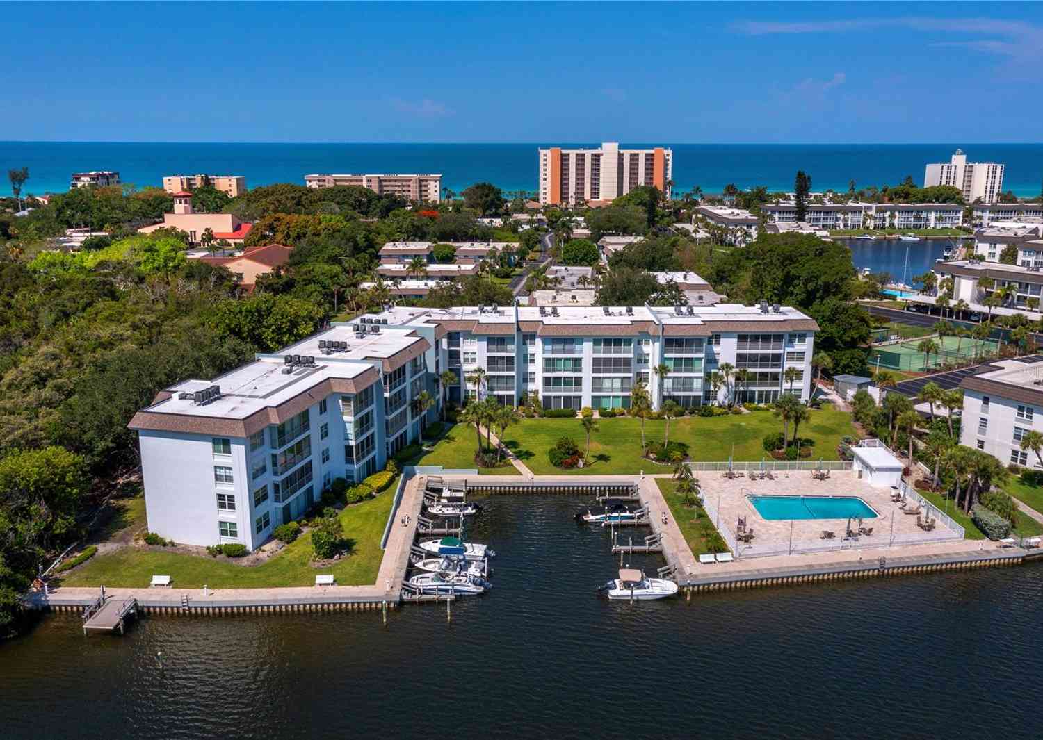 Condo For Sale - 600 Sutton Place #104B<br/> LONGBOAT KEY, FL 34228