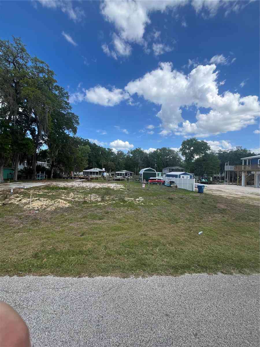 Vacant Land For Sale - 7206 Bethesda Court<br/> WEEKI WACHEE, FL 34607