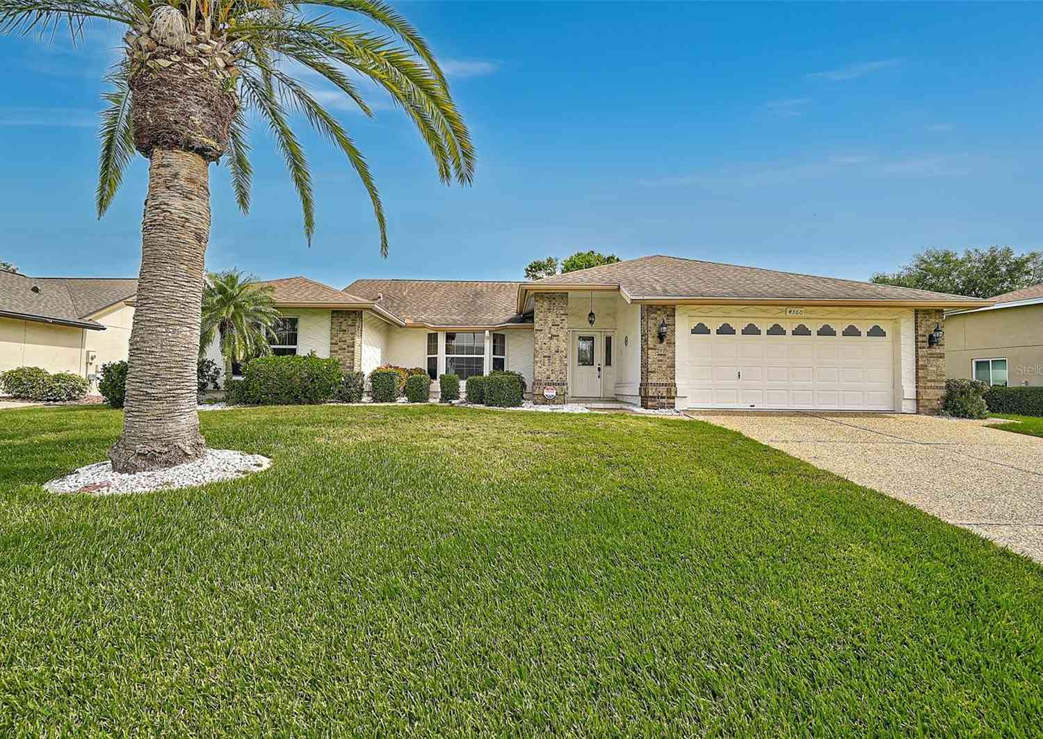 Homes For Sale - 4360 Presidential Avenue Circle<br/> BRADENTON, FL 34203