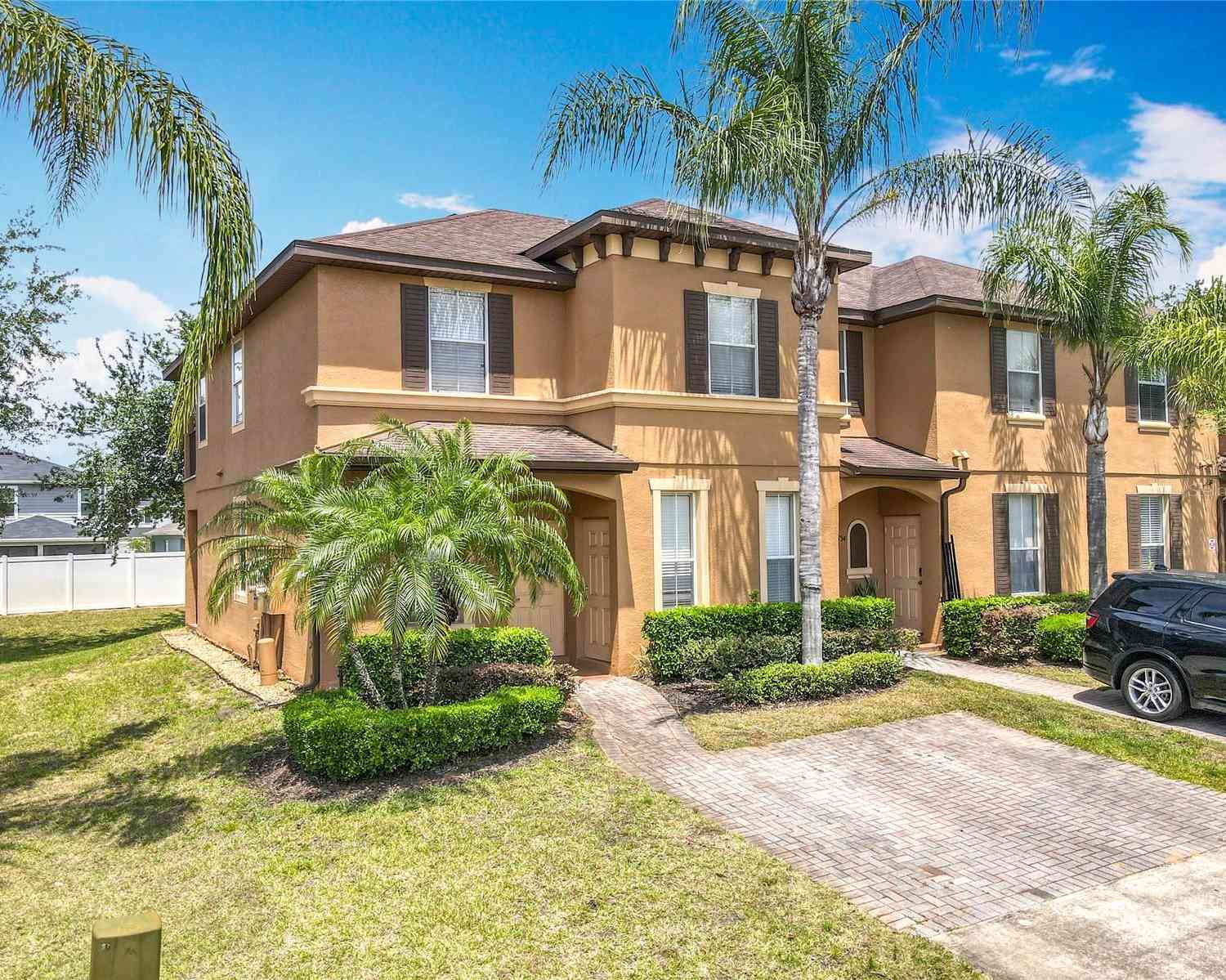 Townhouse For Sale - 2744 Calabria Avenue<br/> DAVENPORT, FL 33897