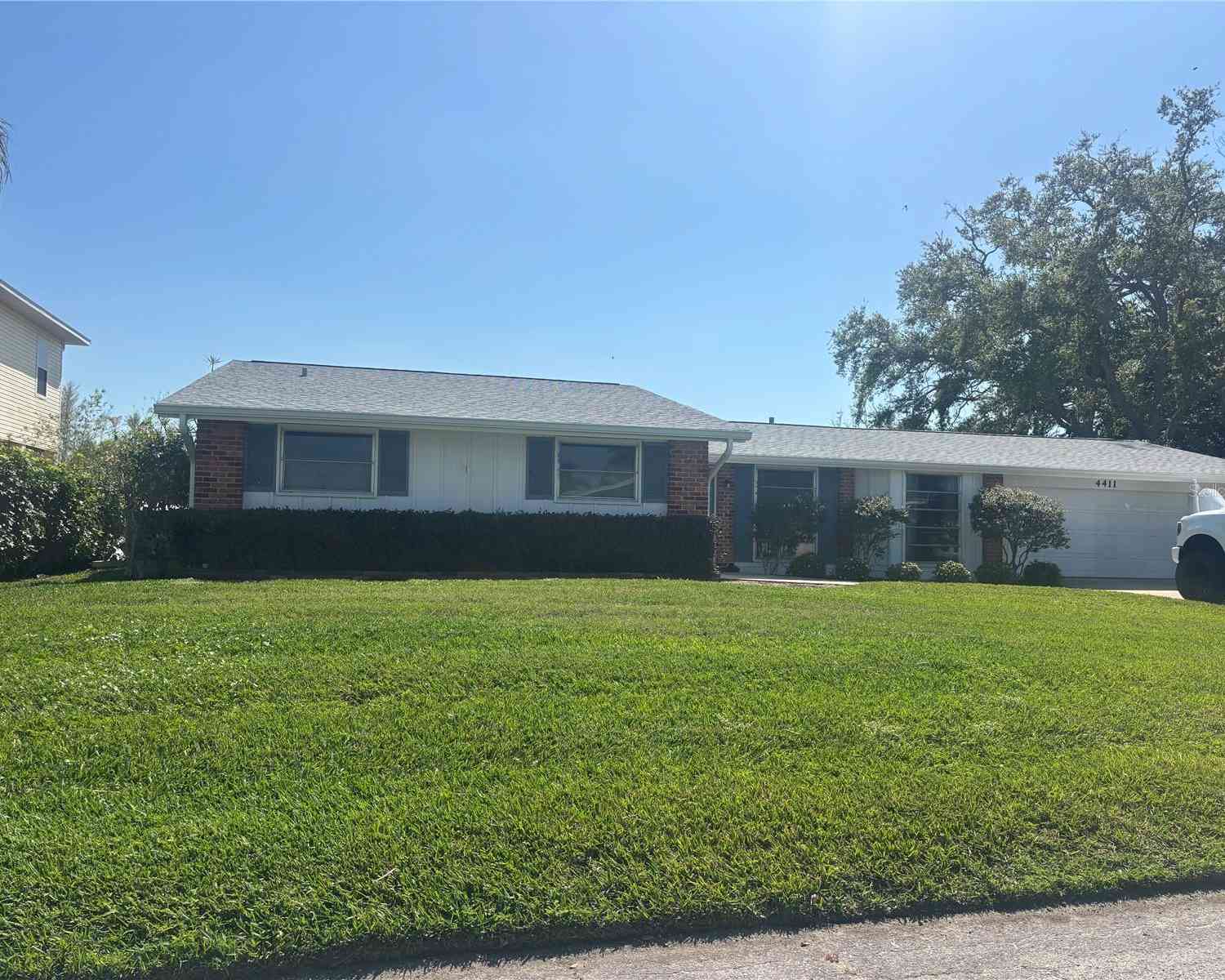 Homes For Sale - 4411 Dolphin Lane<br/> PALMETTO, FL 34221