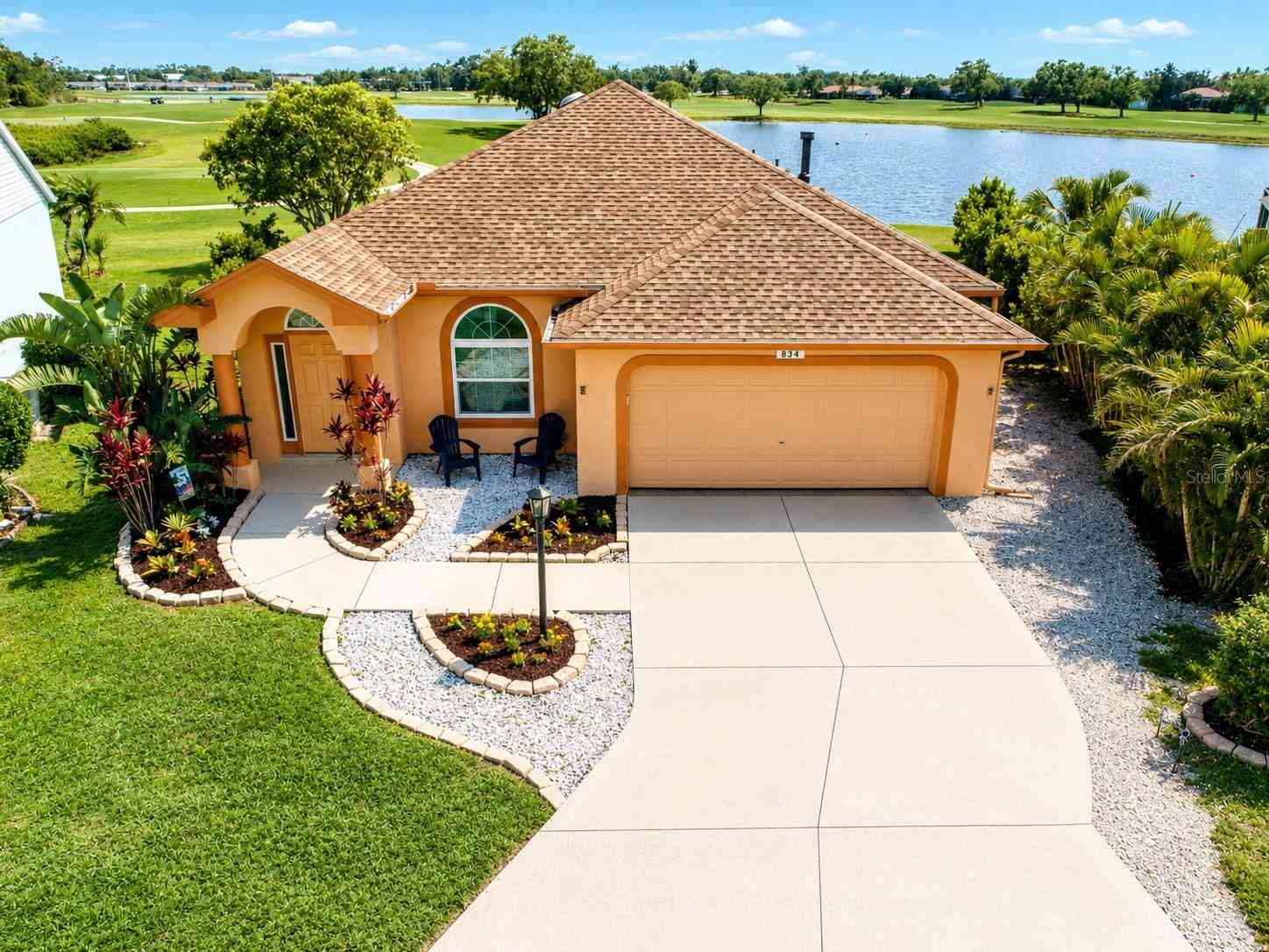 Homes For Sale - 834 Springwood Circle<br/> BRADENTON, FL 34212