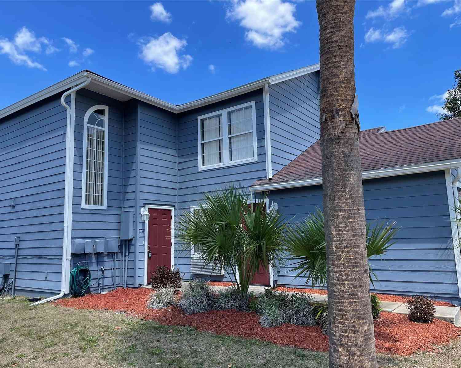 Townhouse For Sale - 206 Orchid Drive<br/> DAVENPORT, FL 33897