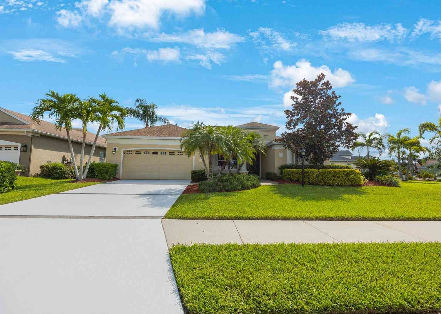 Condo For Sale - 7615 Charleston Street<br/> BRADENTON, FL 34201