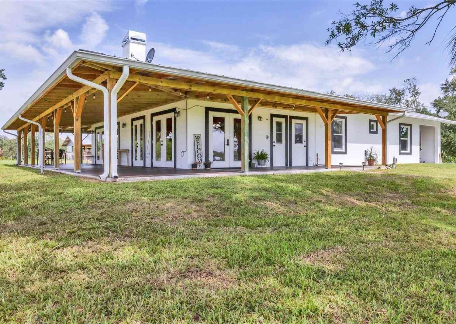 Homes For Sale - 39700 State Road 70<br/> MYAKKA CITY, FL 34251