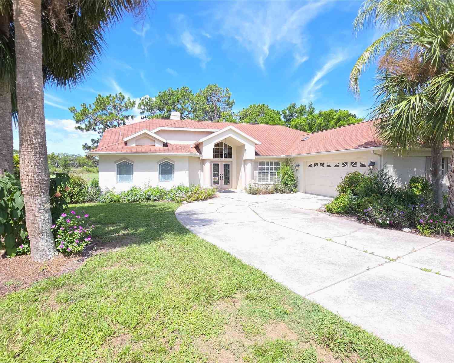 Homes For Sale - 9168 Southern Comfort Court<br/> WEEKI WACHEE, FL 34613