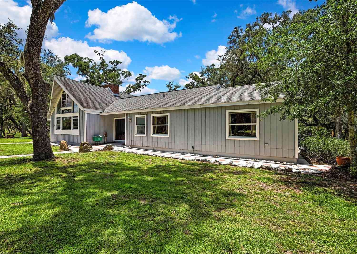 Homes For Sale - 21451 Us Highway 98<br/> DADE CITY, FL 33523
