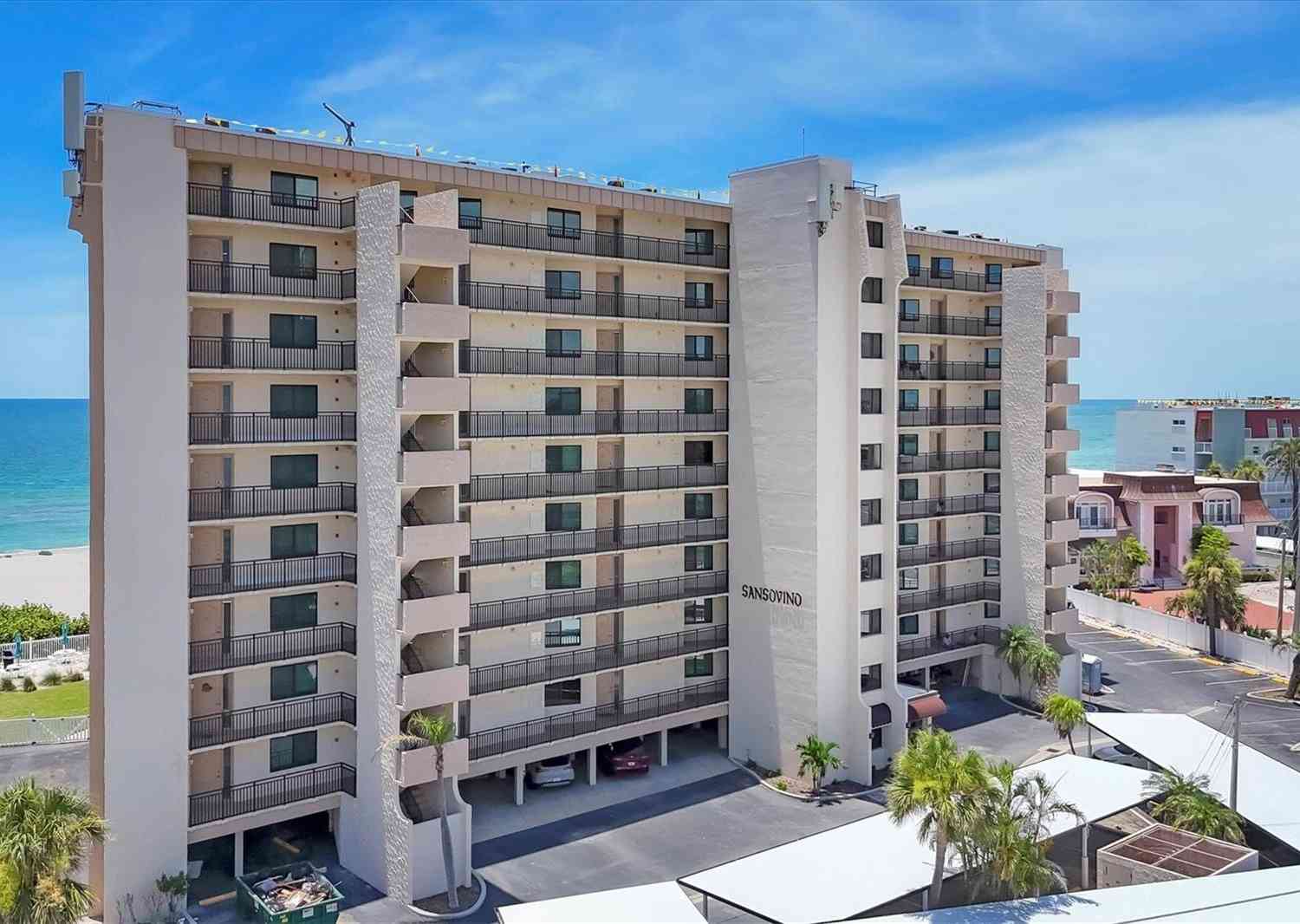 Condo For Sale - 840 The Esplanade #805<br/> VENICE, FL 34285