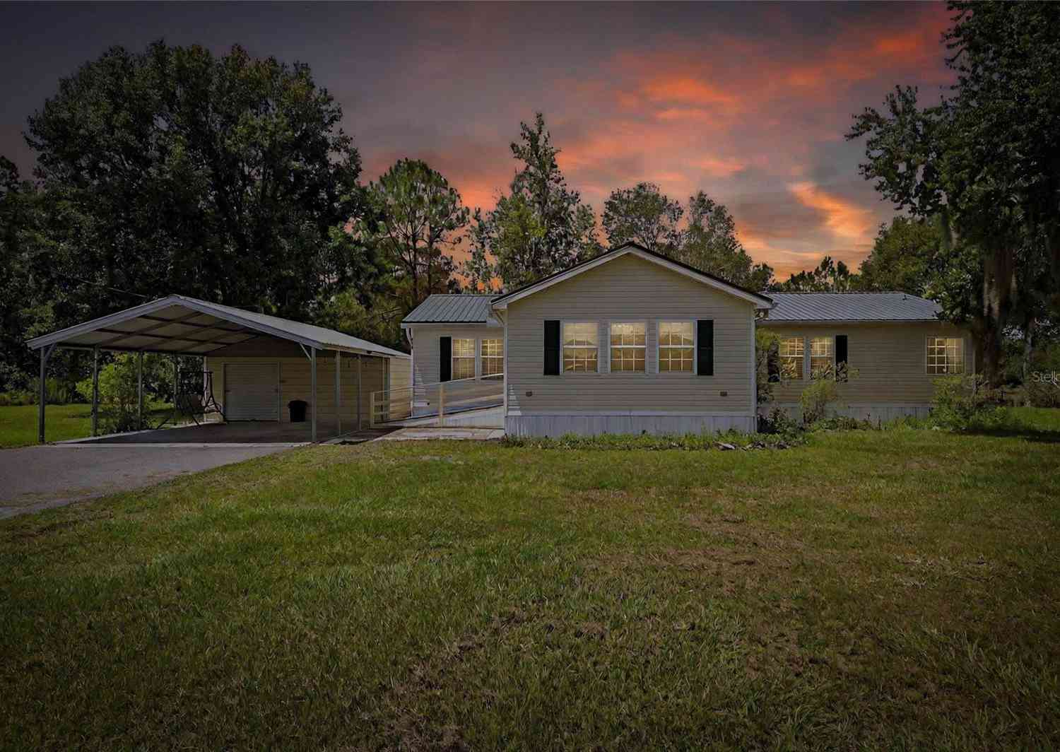 Mobile Home For Sale - 6250 Green Pond Road<br/> POLK CITY, FL 33868