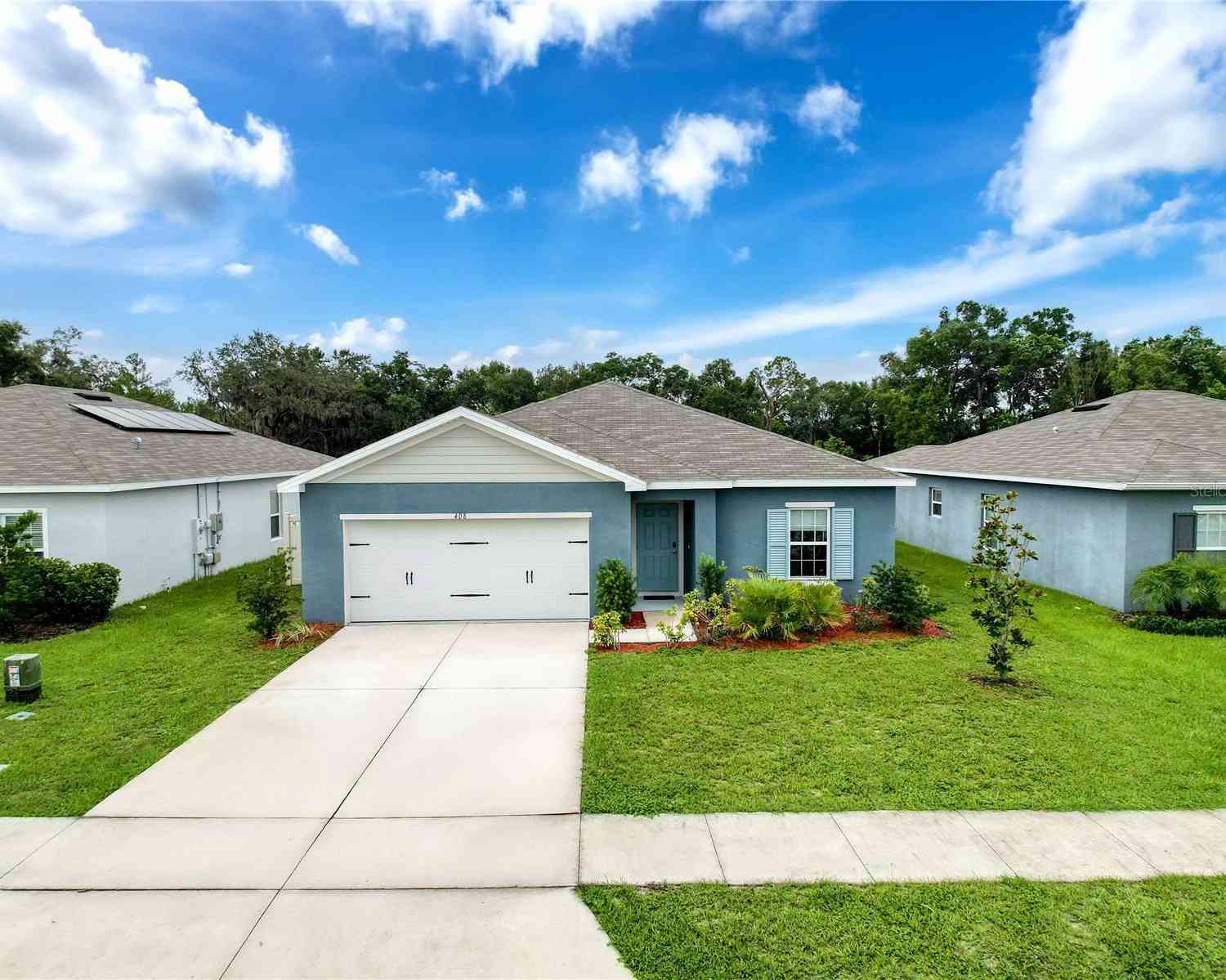 Homes For Sale - 408 Button Sage Lane<br/> DAVENPORT, FL 33837