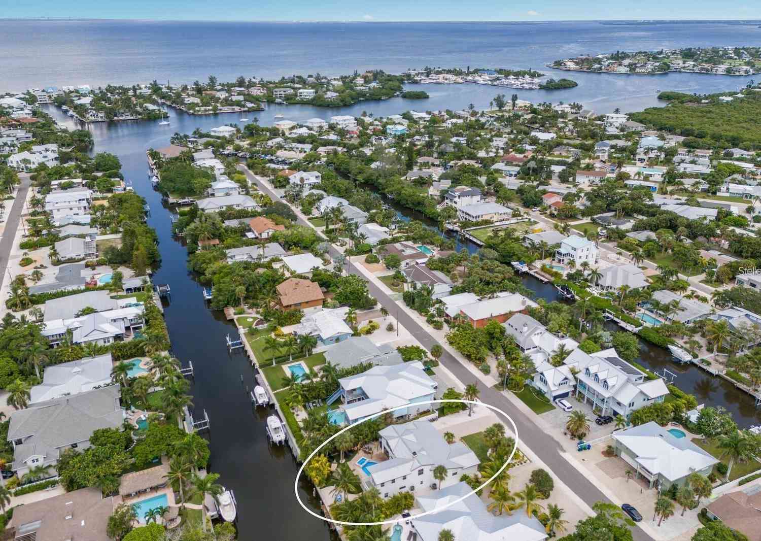 Homes For Sale - 212 Oak Avenue<br/> ANNA MARIA, FL 34216