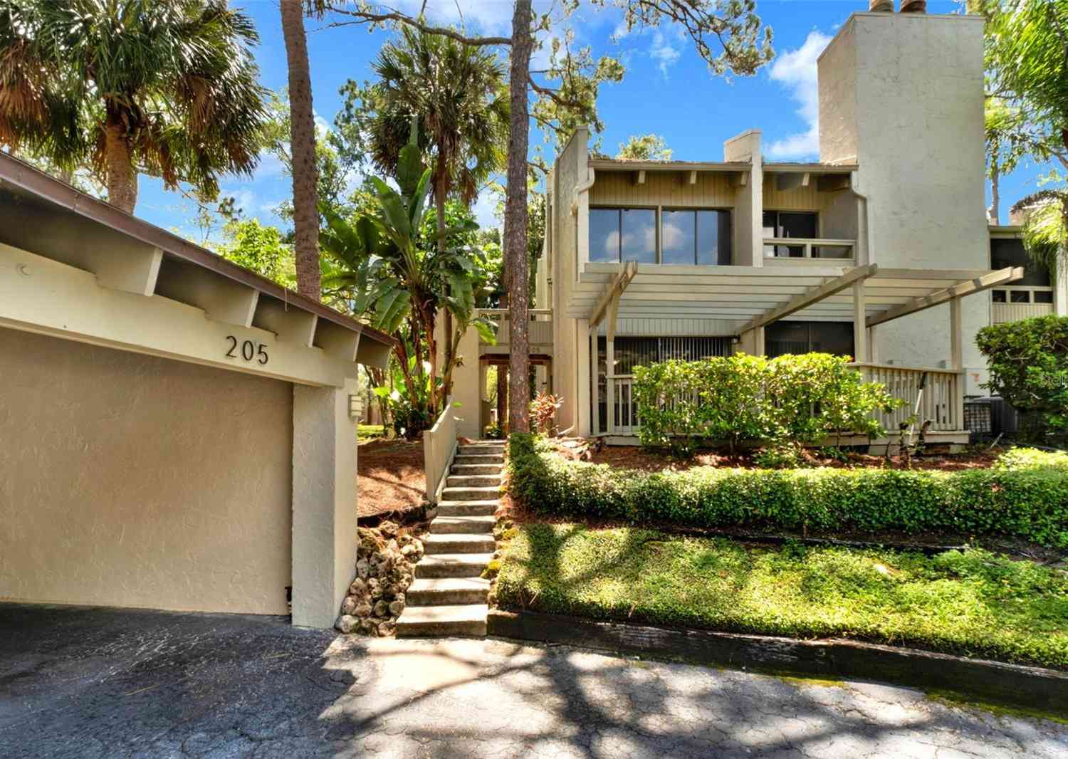 Condo For Sale - 105 Fairway Drive<br/> LONGWOOD, FL 32779