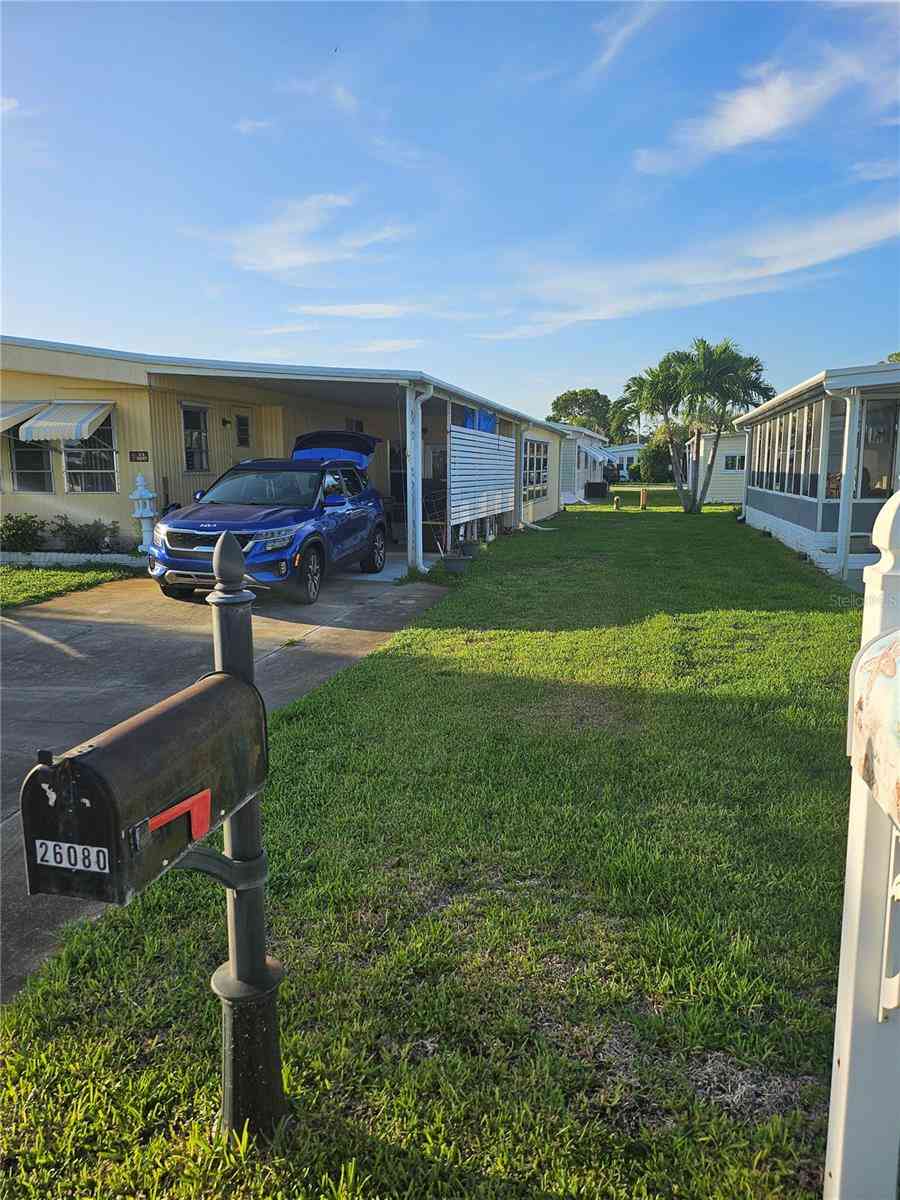 Mobile Home For Sale - 26080 Kings Road<br/> Lee County, BONITA SPRINGS, FL 34135