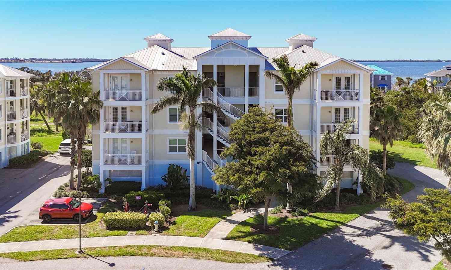 Condo For Sale - 7810 34th Avenue #103<br/> BRADENTON, FL 34209