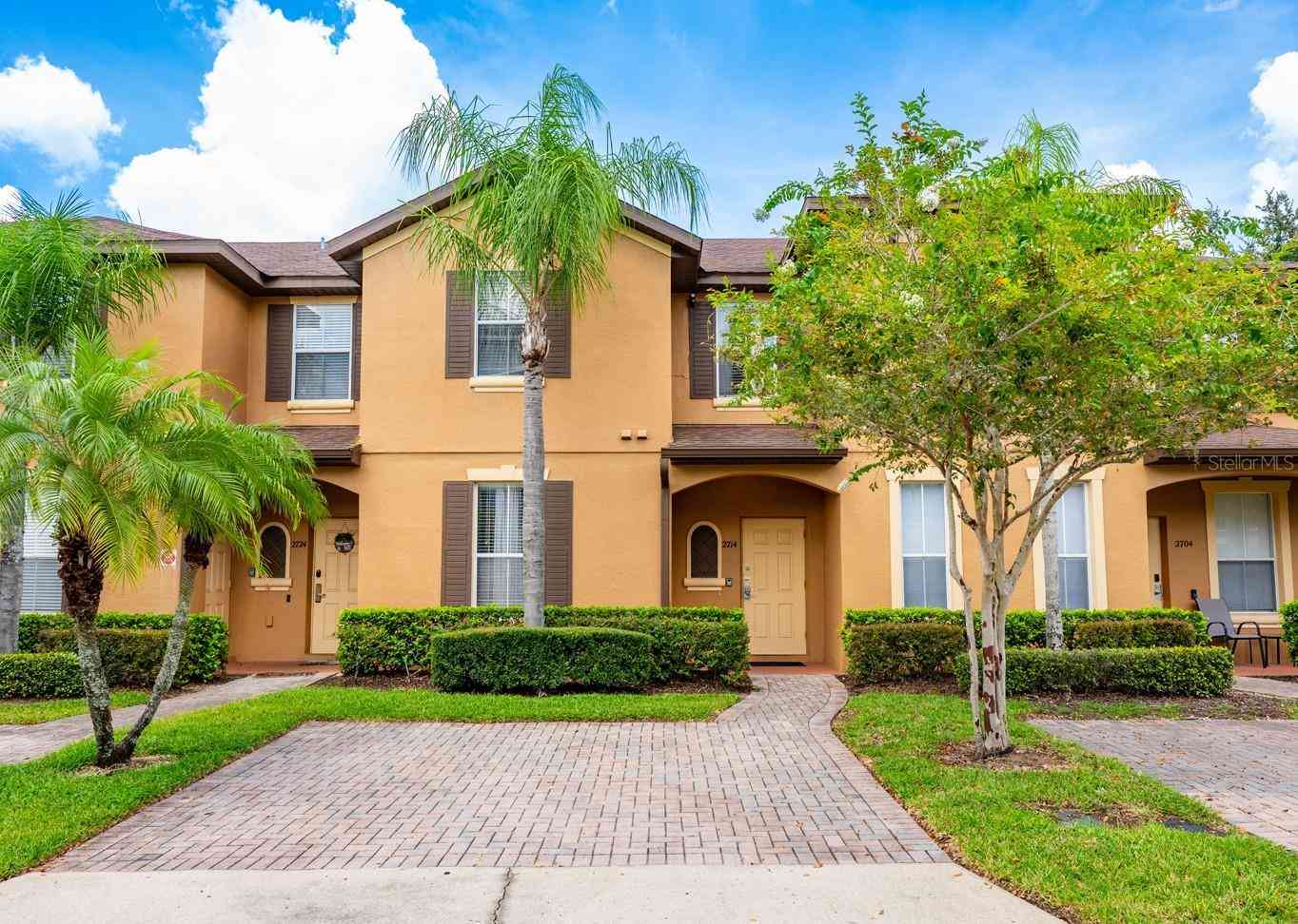 Townhouse For Sale - 2714 Calabria Avenue<br/> DAVENPORT, FL 33897