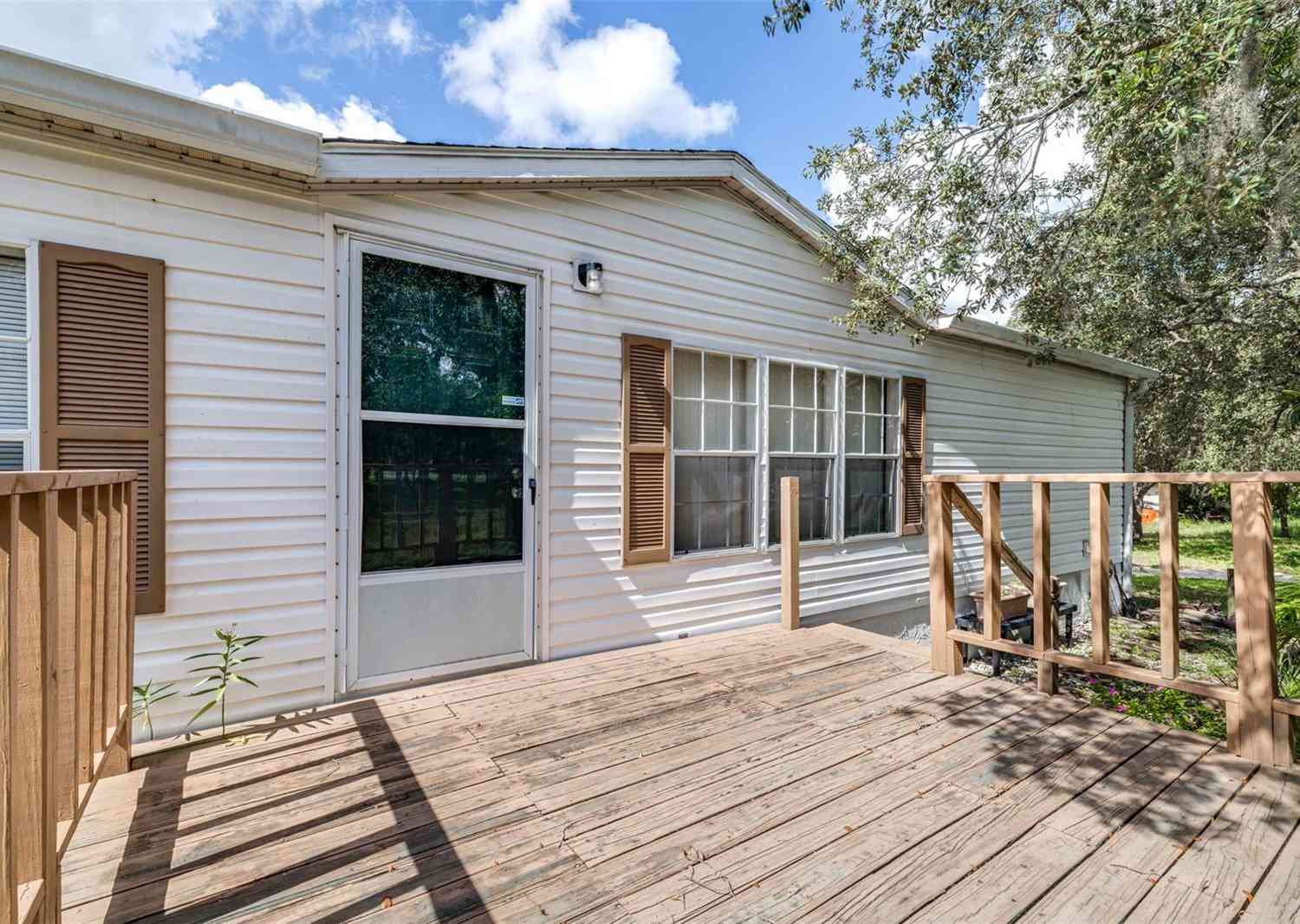 Mobile Home For Sale - 107 Fawn Court<br/> DAVENPORT, FL 33837
