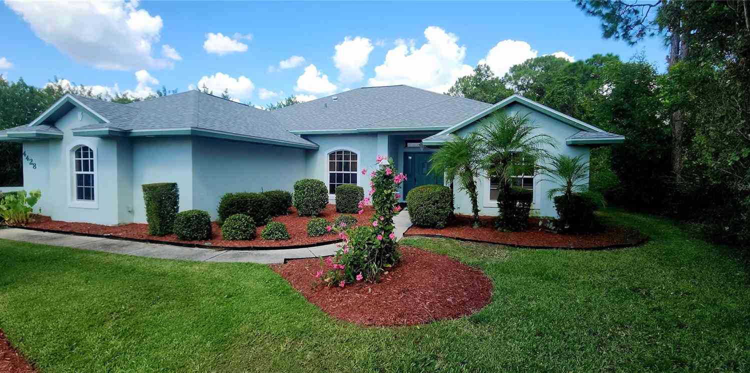 Homes For Sale - 4428 Mendavia Drive<br/> SEBRING, FL 33872