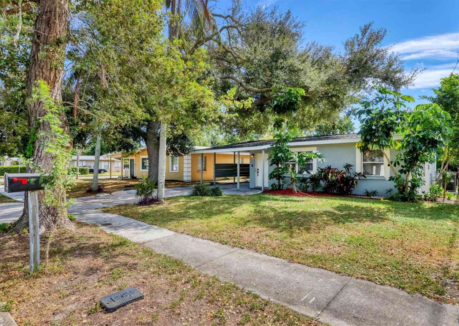 Homes For Sale - 1622 29th Street<br/> SARASOTA, FL 34234