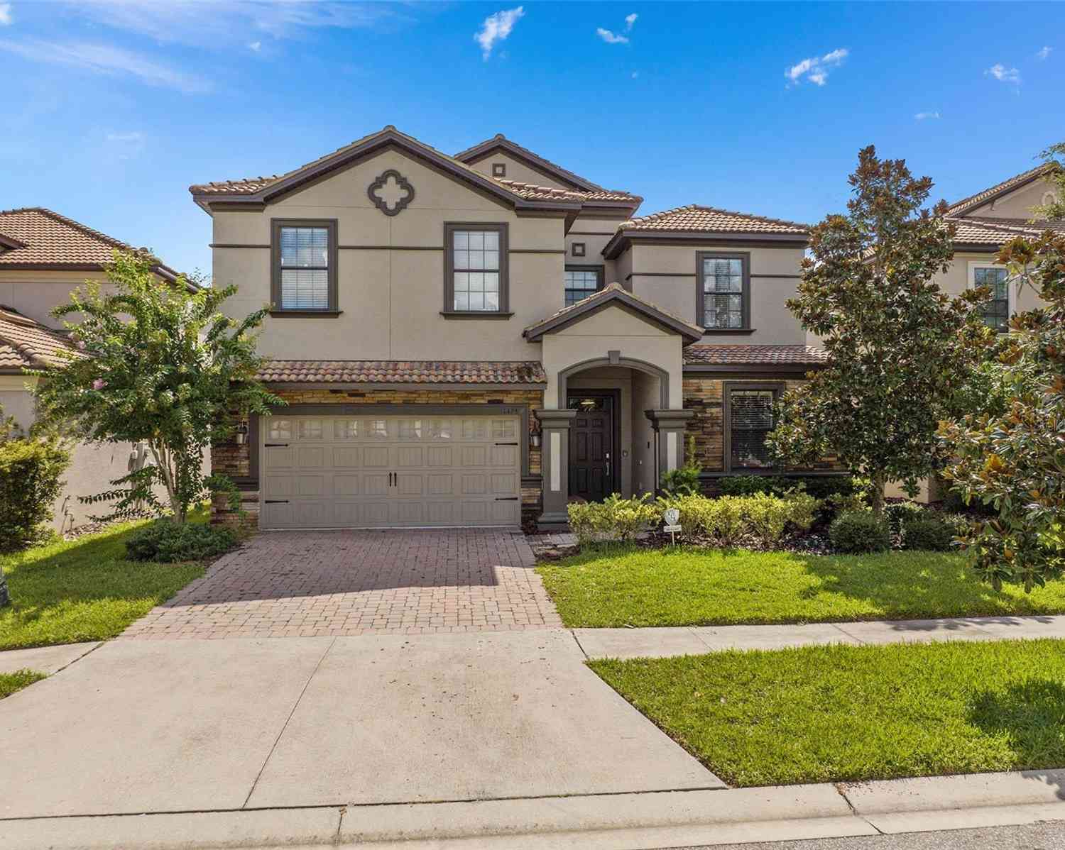 Homes For Sale - 1425 Wexford Way<br/> DAVENPORT, FL 33896