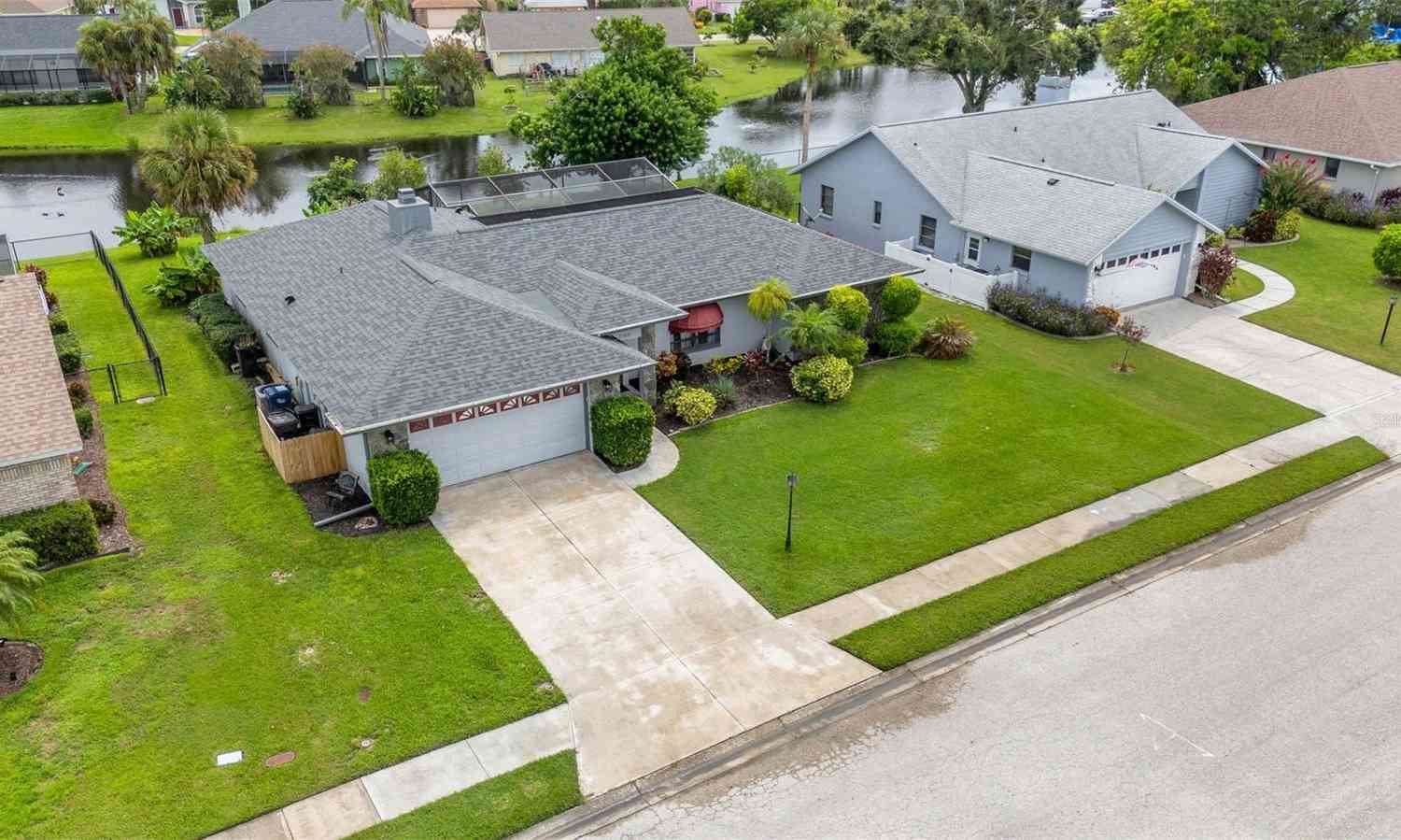 Homes For Sale - 5709 39th Street Circle<br/> BRADENTON, FL 34203