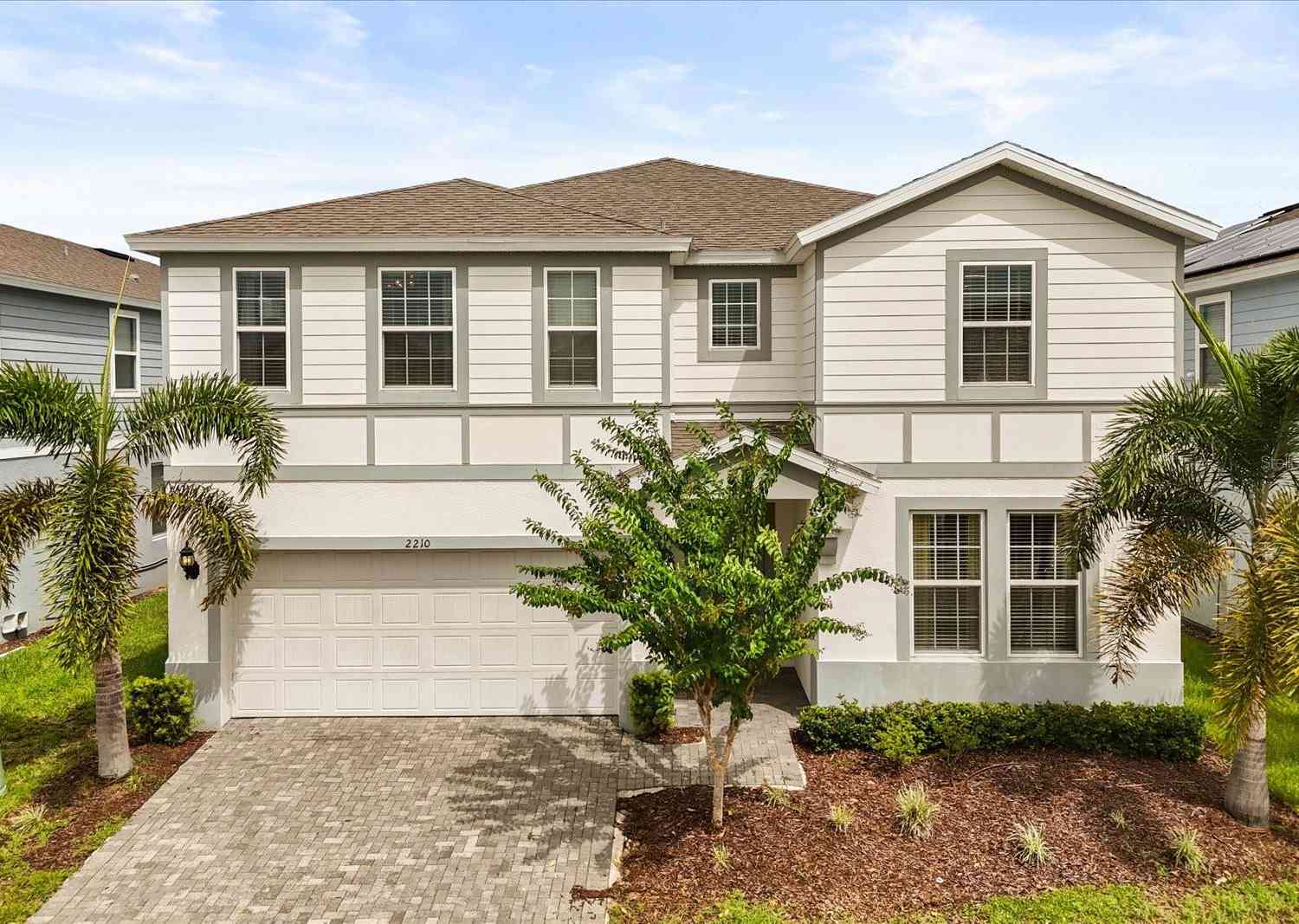 Homes For Sale - 2210 Lelani Circle<br/> DAVENPORT, FL 33897