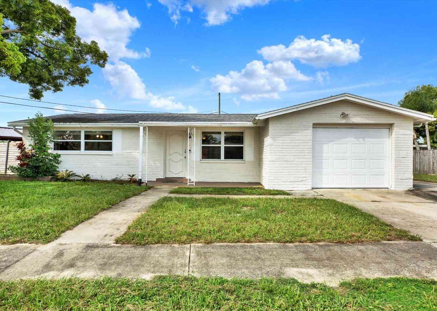 Homes For Sale - 1313 Chancellor Drive<br/> HOLIDAY, FL 34690