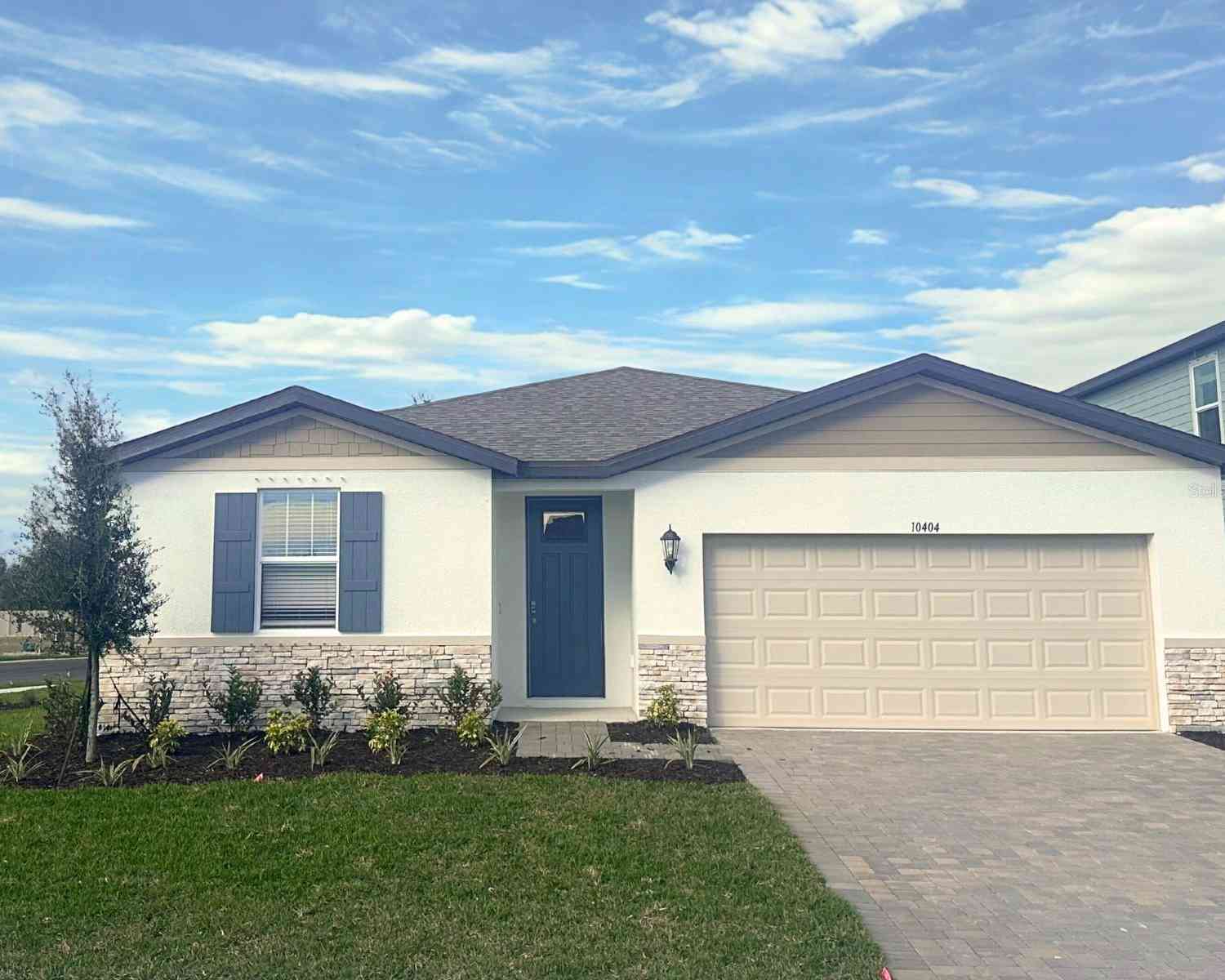 Homes For Sale - 10404 Abundance Grove Way<br/> PARRISH, FL 34219