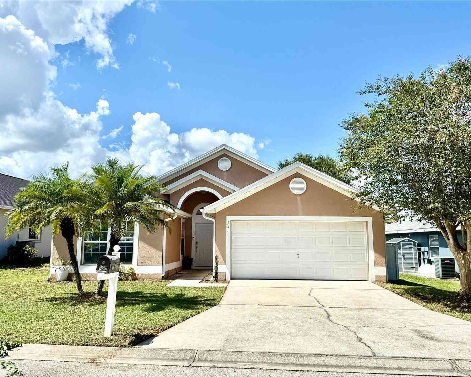 Homes For Sale - 151 Fair Hope Pass<br/> DAVENPORT, FL 33897