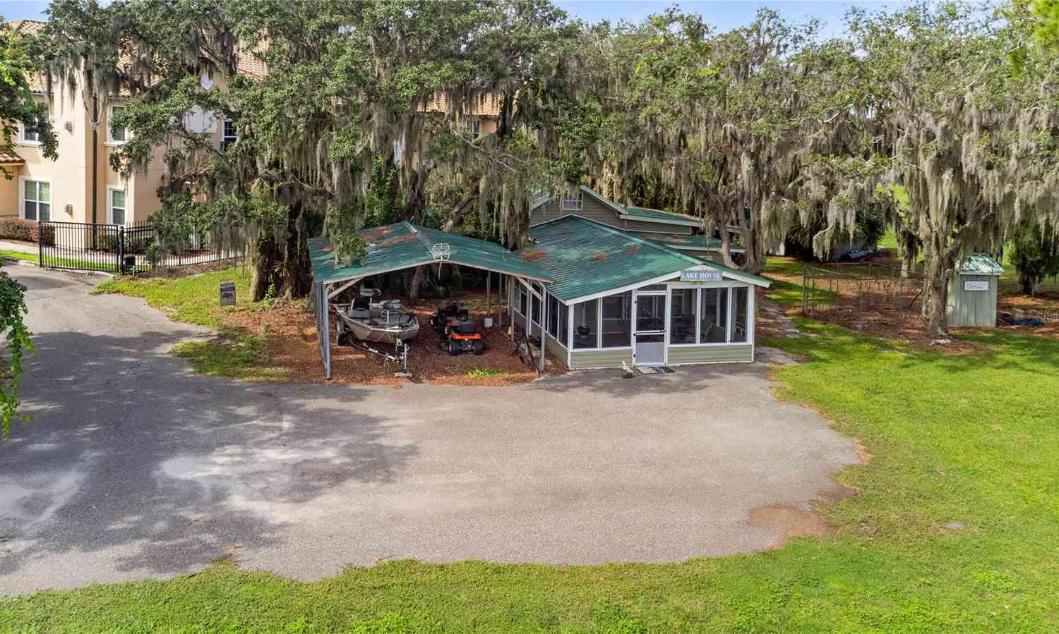 Homes For Sale - 5020 Ronald Reagan Parkway<br/> DAVENPORT, FL 33896
