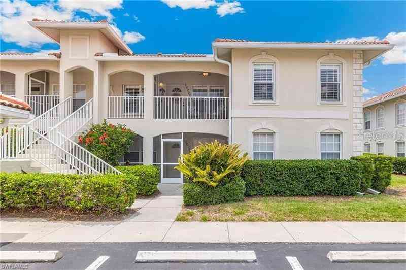 Condo For Sale - 10202 L Pavia Boulevard #10202<br/> VENICE, FL 34292