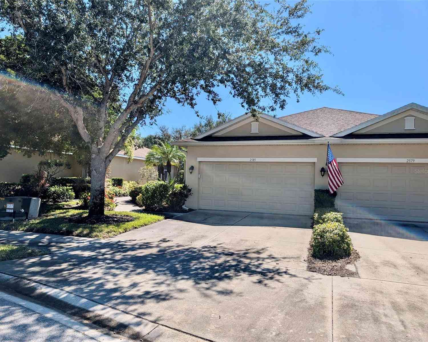 Villa For Sale - 2585 Cortenova Court<br/> VENICE, FL 34292