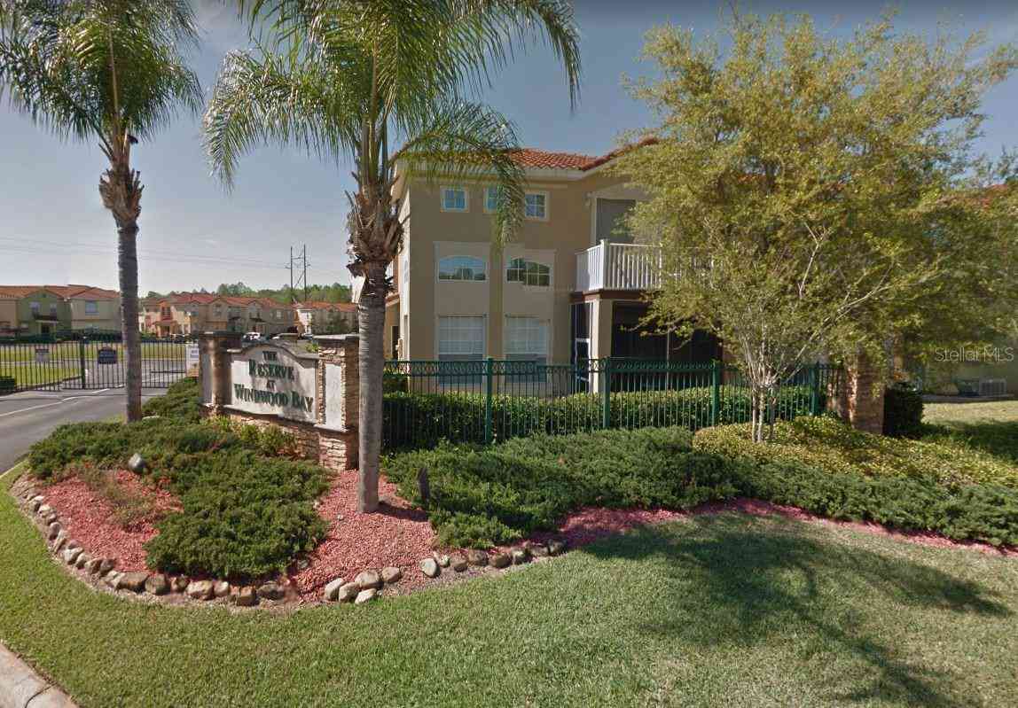 Townhouse For Sale - 102 Monroe Circle<br/> DAVENPORT, FL 33896