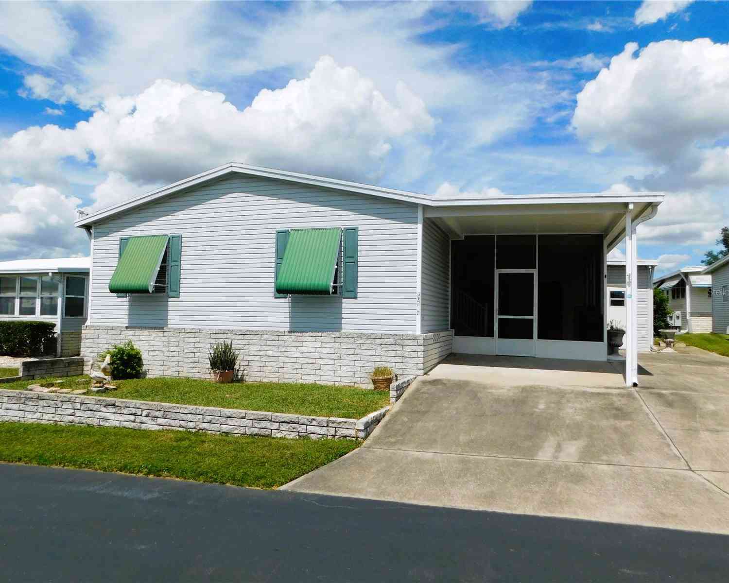 Mobile Home For Sale - 37707 El Sol Avenue<br/> ZEPHYRHILLS, FL 33541