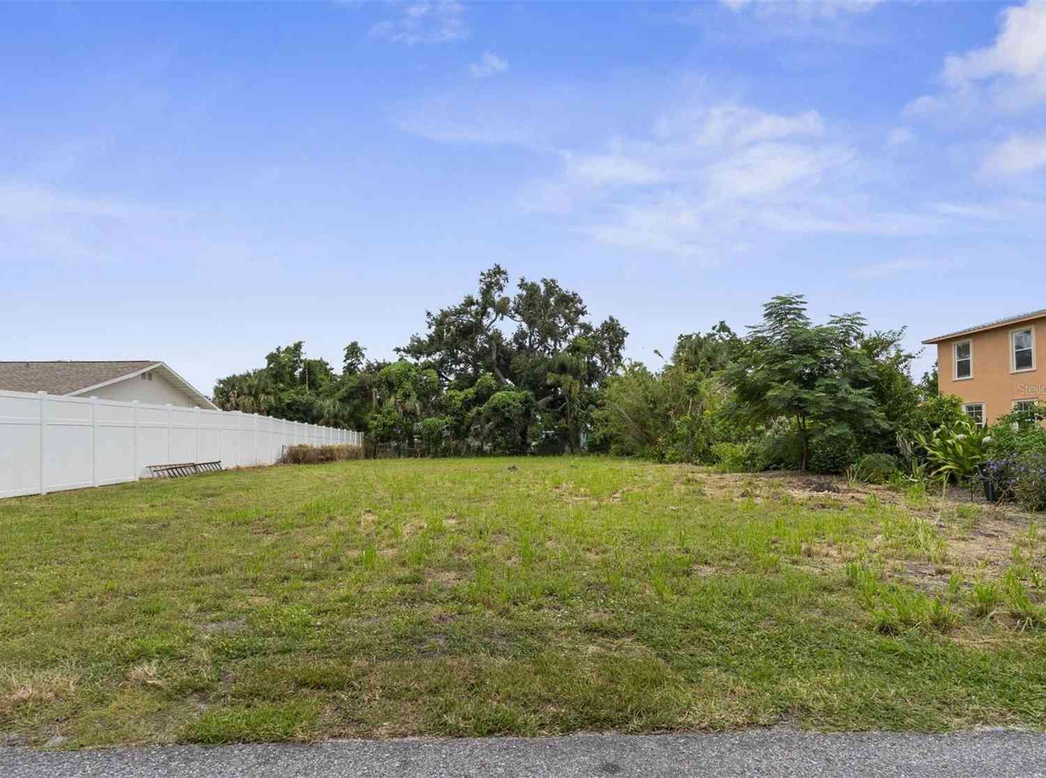Vacant Land For Sale - 216 Pavonia Road<br/> NOKOMIS, FL 34275