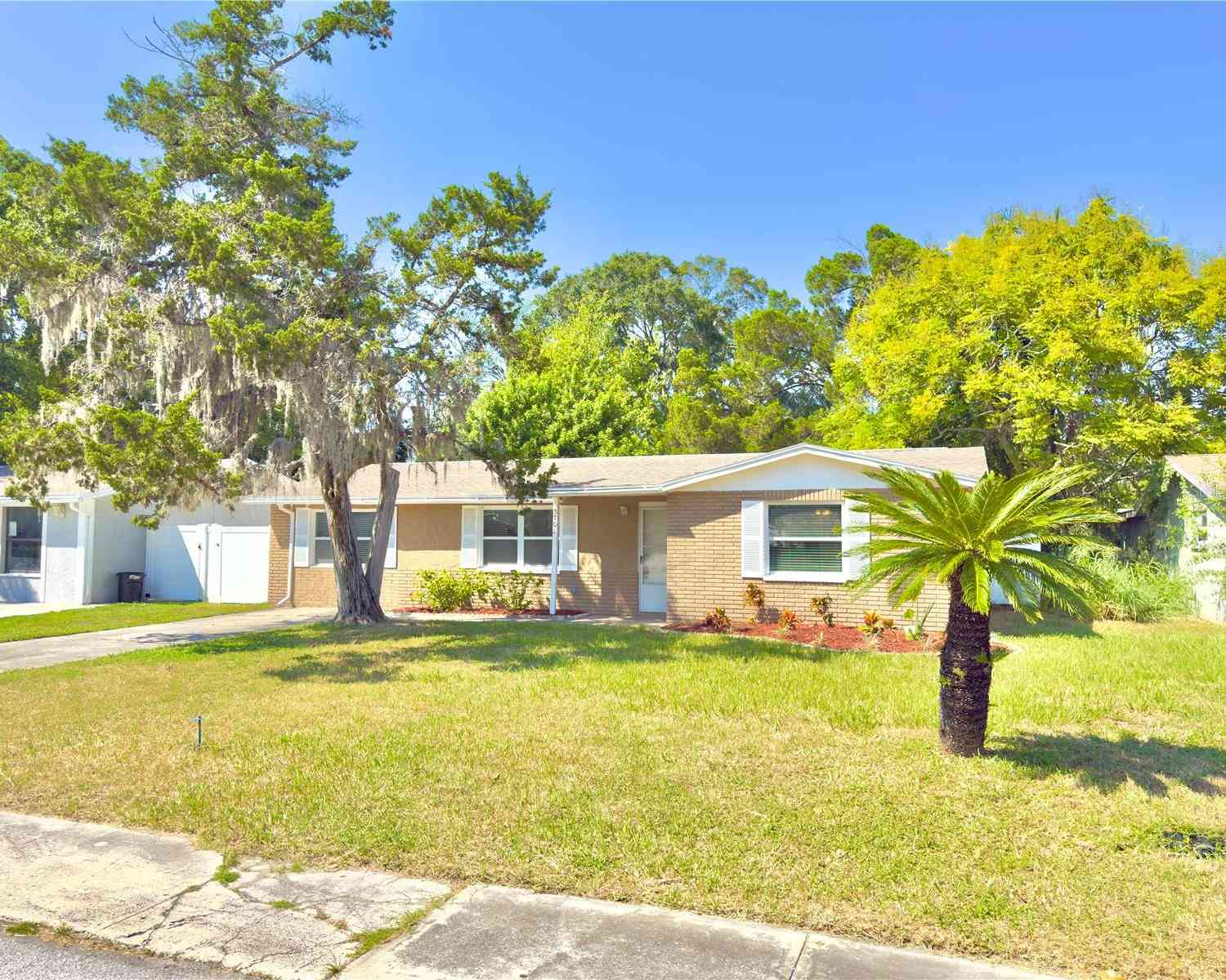 Homes For Sale - 5701 Quist Drive<br/> PORT RICHEY, FL 34668