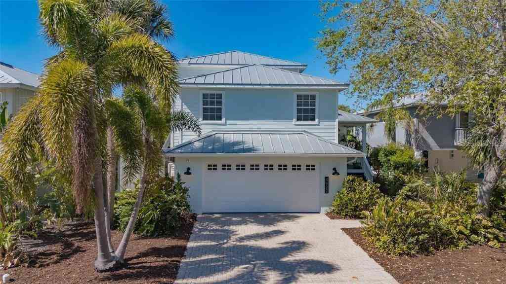 Homes For Sale - 4922 Commonwealth Drive<br/> SARASOTA, FL 34242