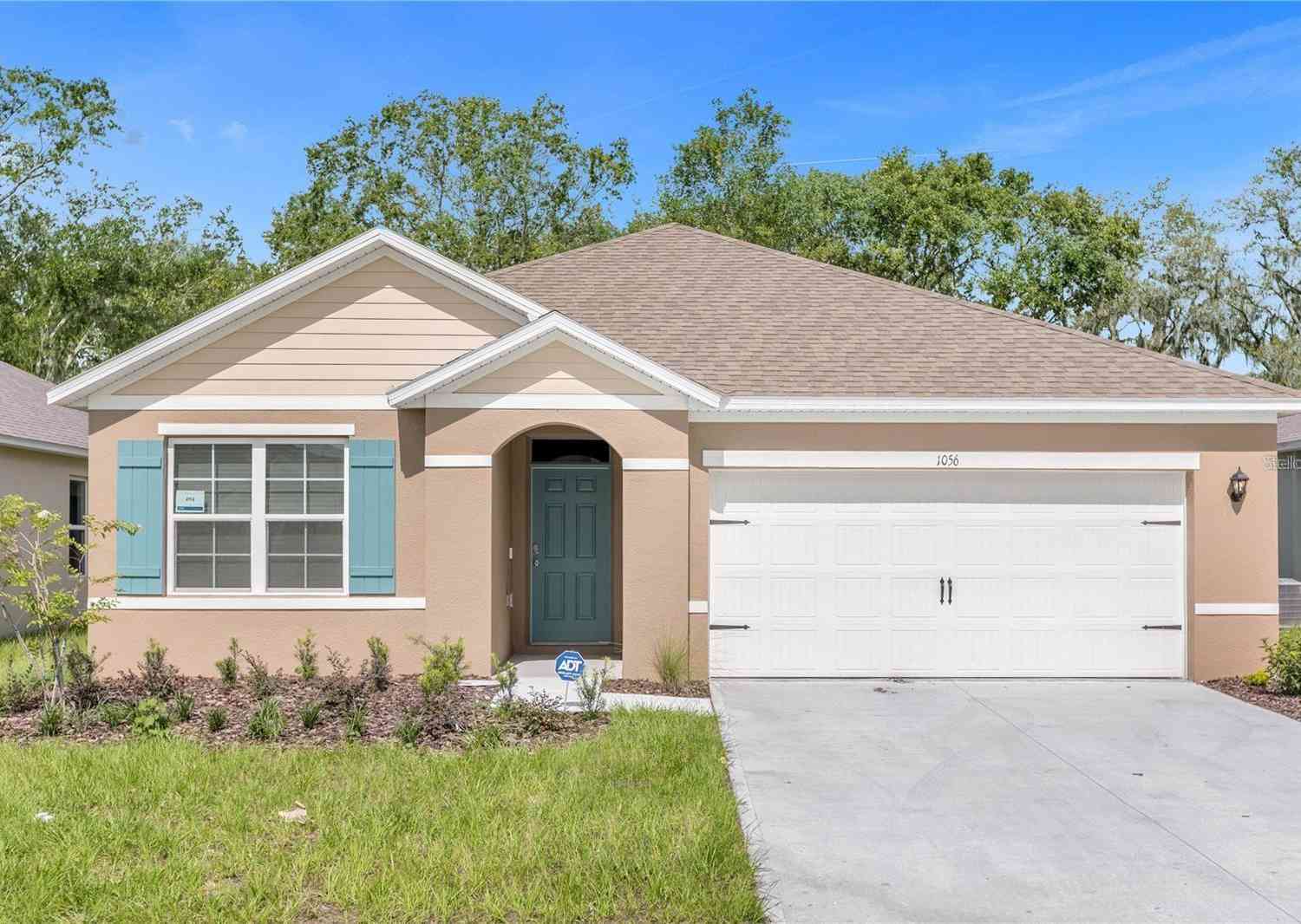 Homes For Sale - 1056 Brooklet Drive<br/> DAVENPORT, FL 33837