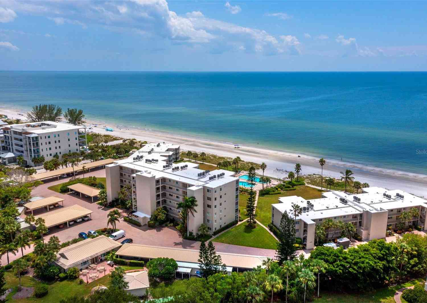 Condo For Sale - 4825 Gulf Of Mexico Drive #105<br/> LONGBOAT KEY, FL 34228
