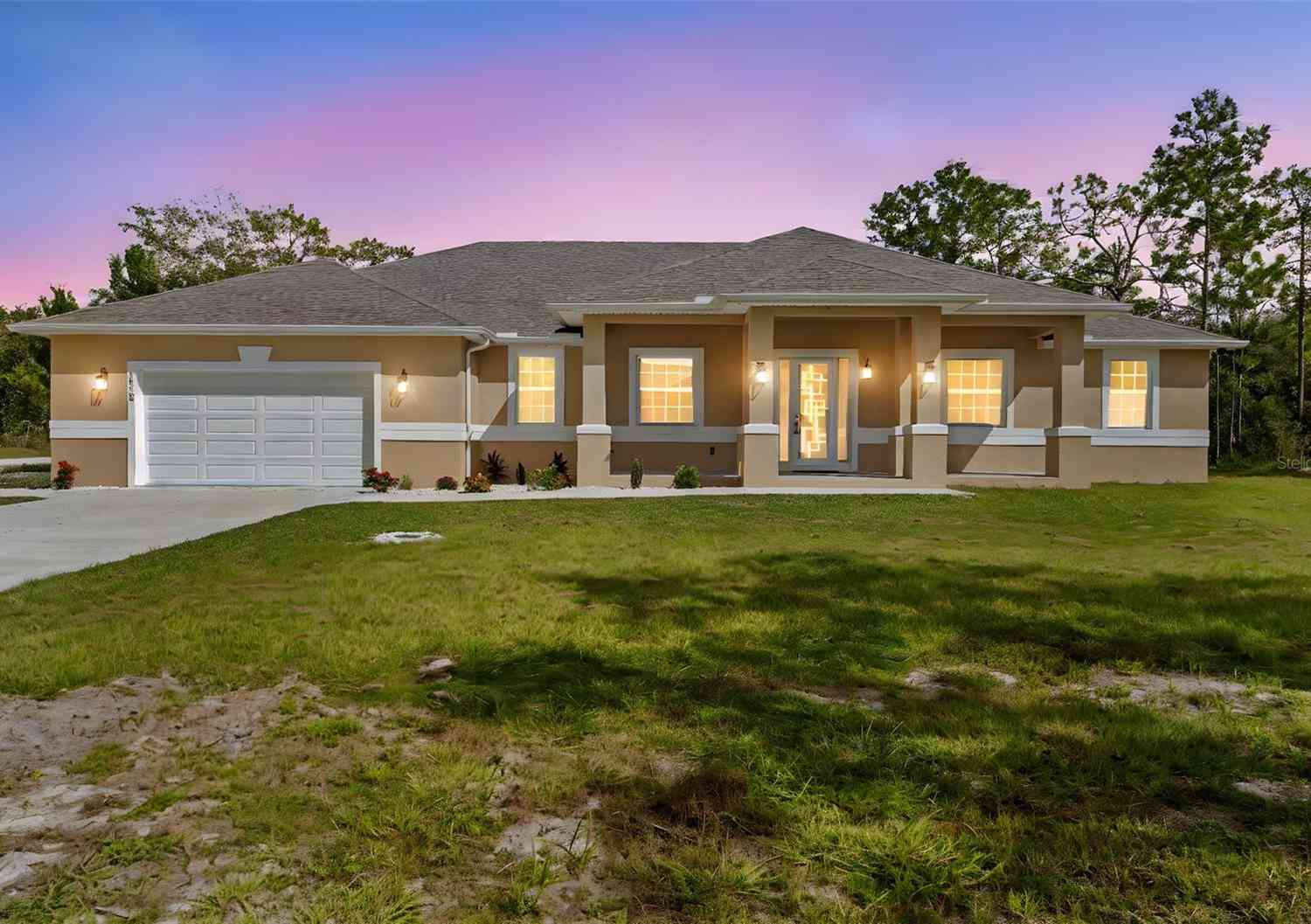 Homes For Sale - 18130 Parrot Road<br/> WEEKI WACHEE, FL 34614