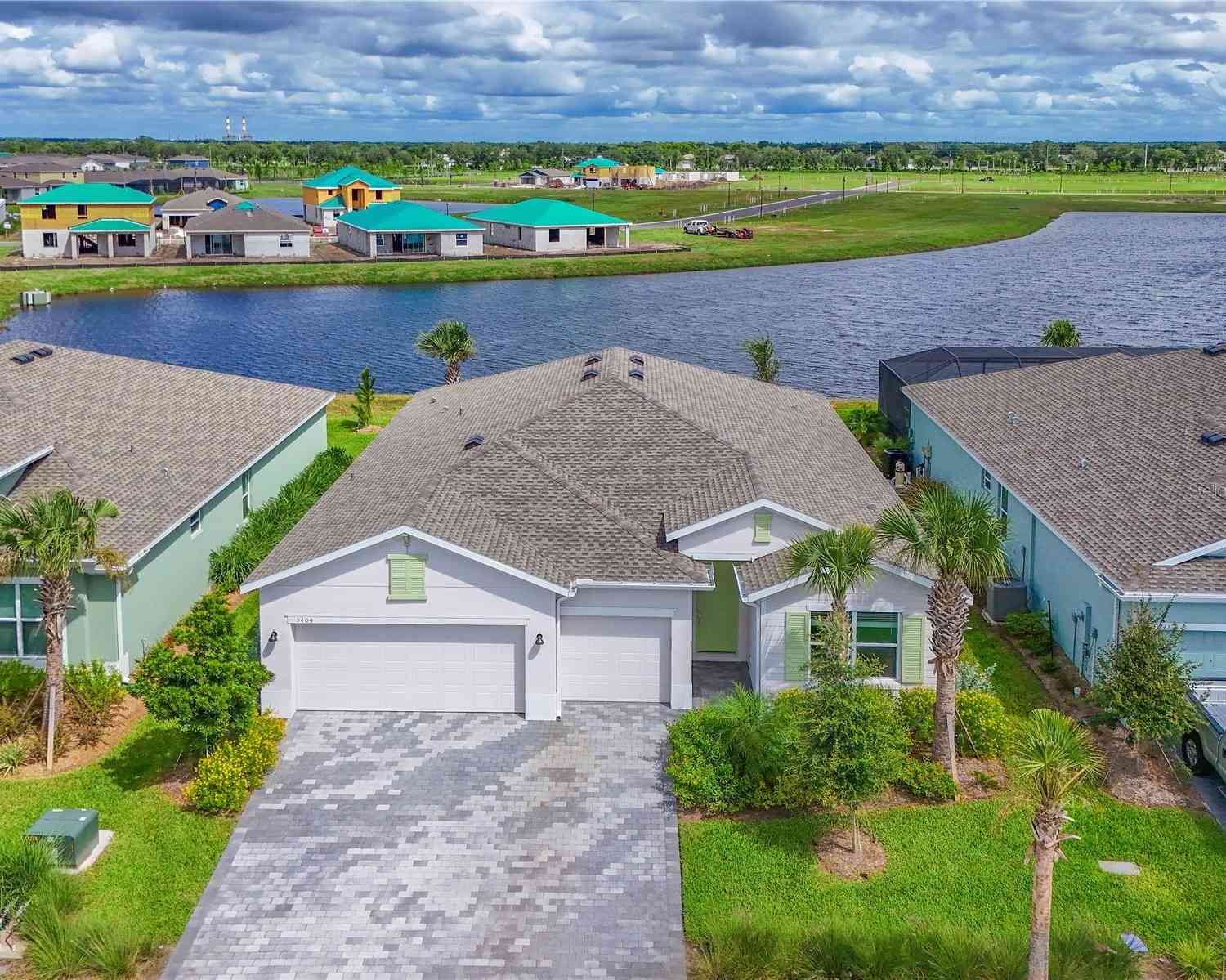 Homes For Sale - 3404 Night Star Terrace<br/> PARRISH, FL 34219