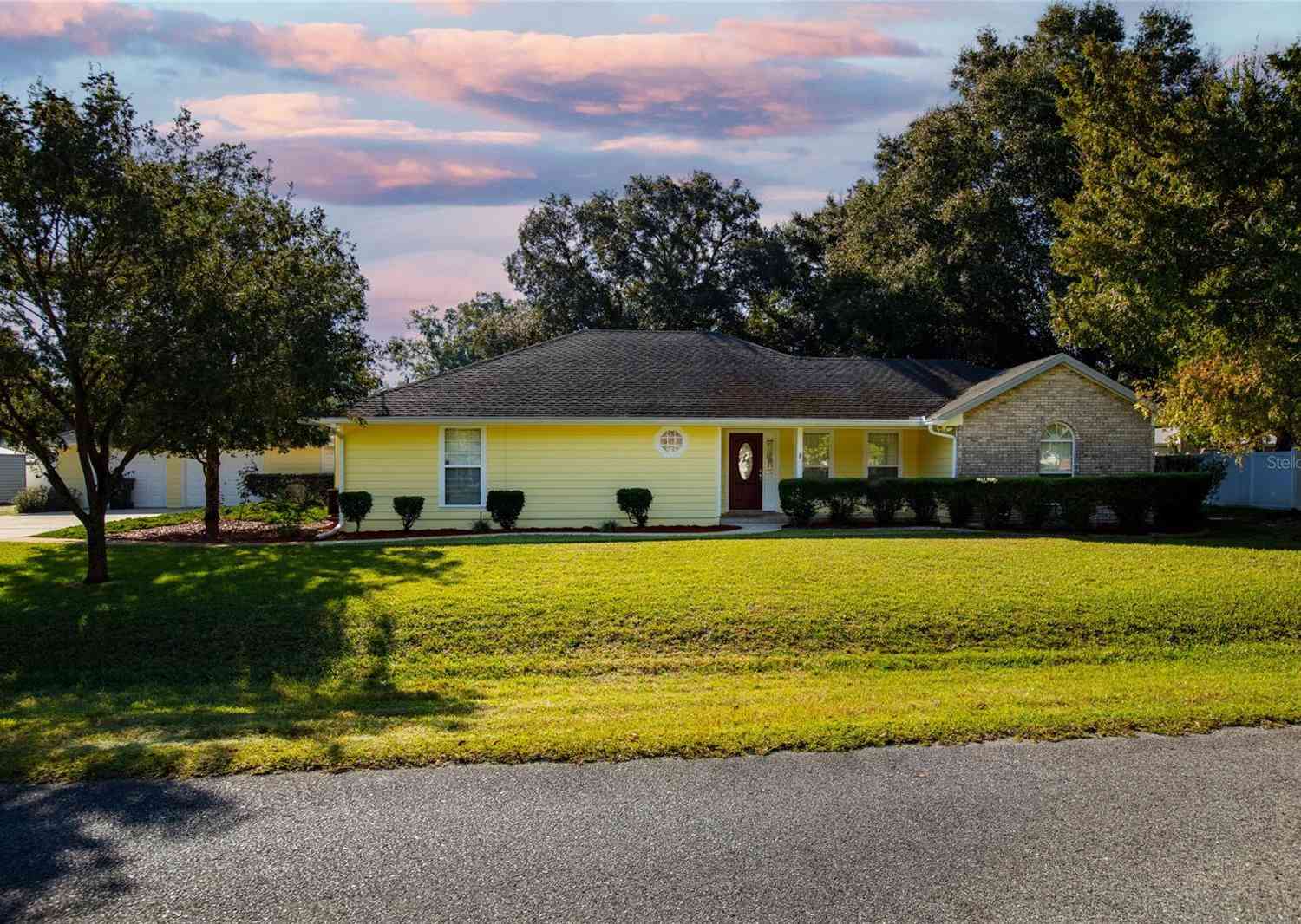 Homes For Sale - 618 SE 44th Street<br/> Keystone Heights, FL 32656