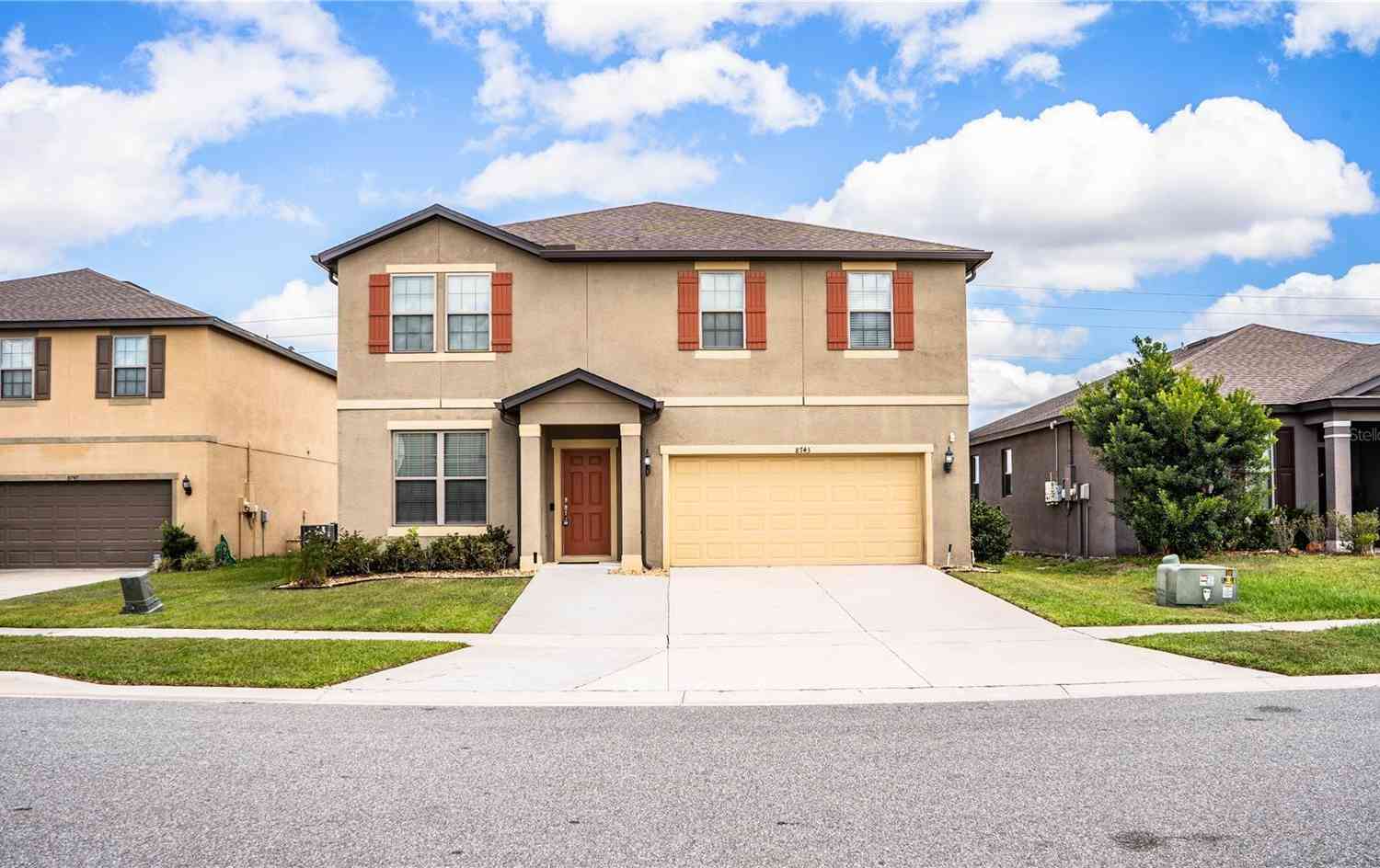 Homes For Sale - 8743 Conoy Avenue<br/> POLK CITY, FL 33868