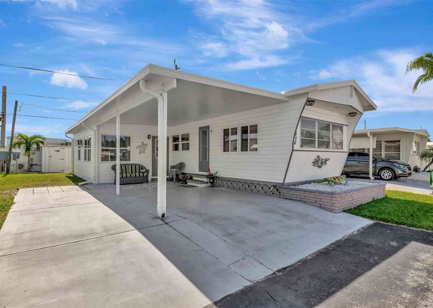 Mobile Home For Sale - 247 Palm Lane<br/> PALMETTO, FL 34221