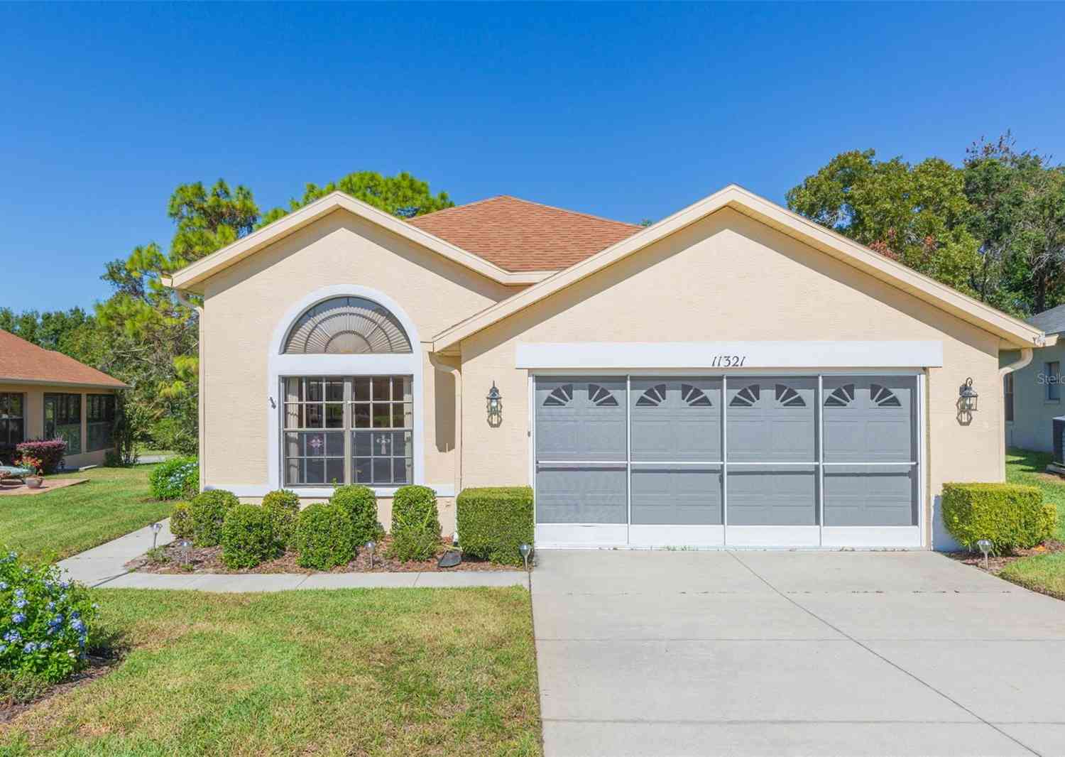 Homes For Sale - 11321 Copley Court<br/> SPRING HILL, FL 34609